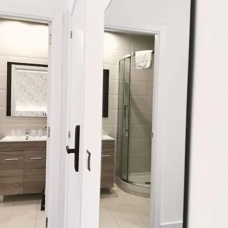 Salamanca Suites 2*