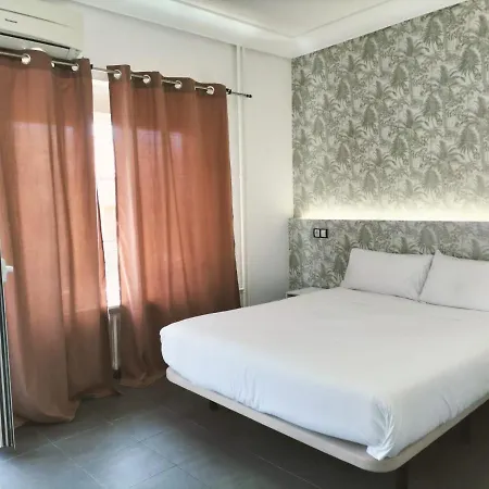 Pensión Salamanca Suites