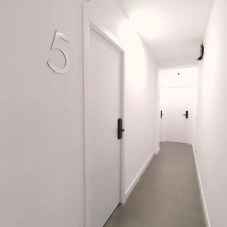 Salamanca Suites 2*