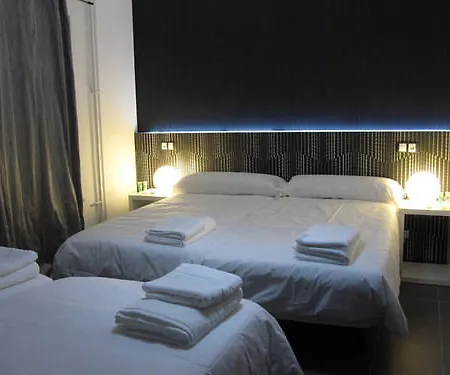 Pensión Salamanca Suites