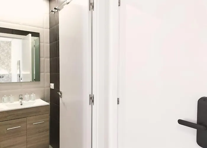 Gonzala By Gaiarooms Salamanca