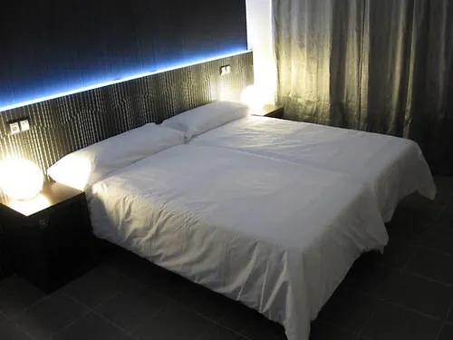 Gonzala By Gaiarooms Pensión 2*