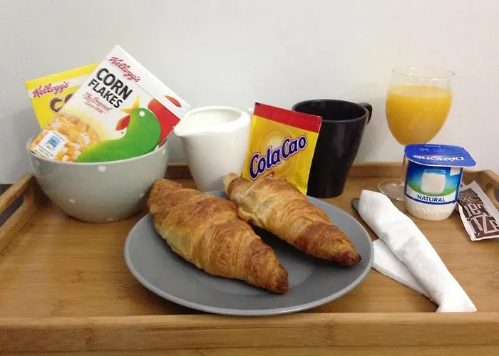 Gonzala By Gaiarooms Pensión Salamanca